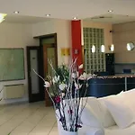 One Park Hotel