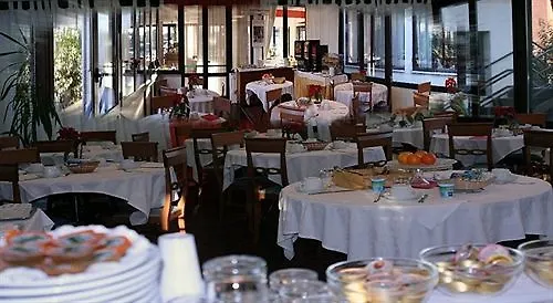 Hotel One Park Marino