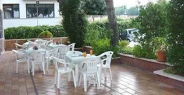 Hotel One Park